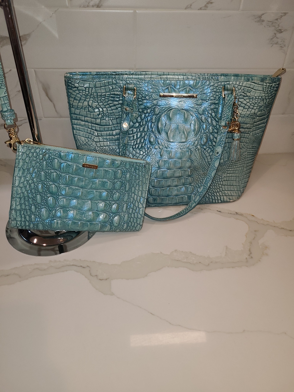 Brahmin Mineral Blue Medium Asher Tote With Matching Daisy Wristlet - Picture 12 of 12